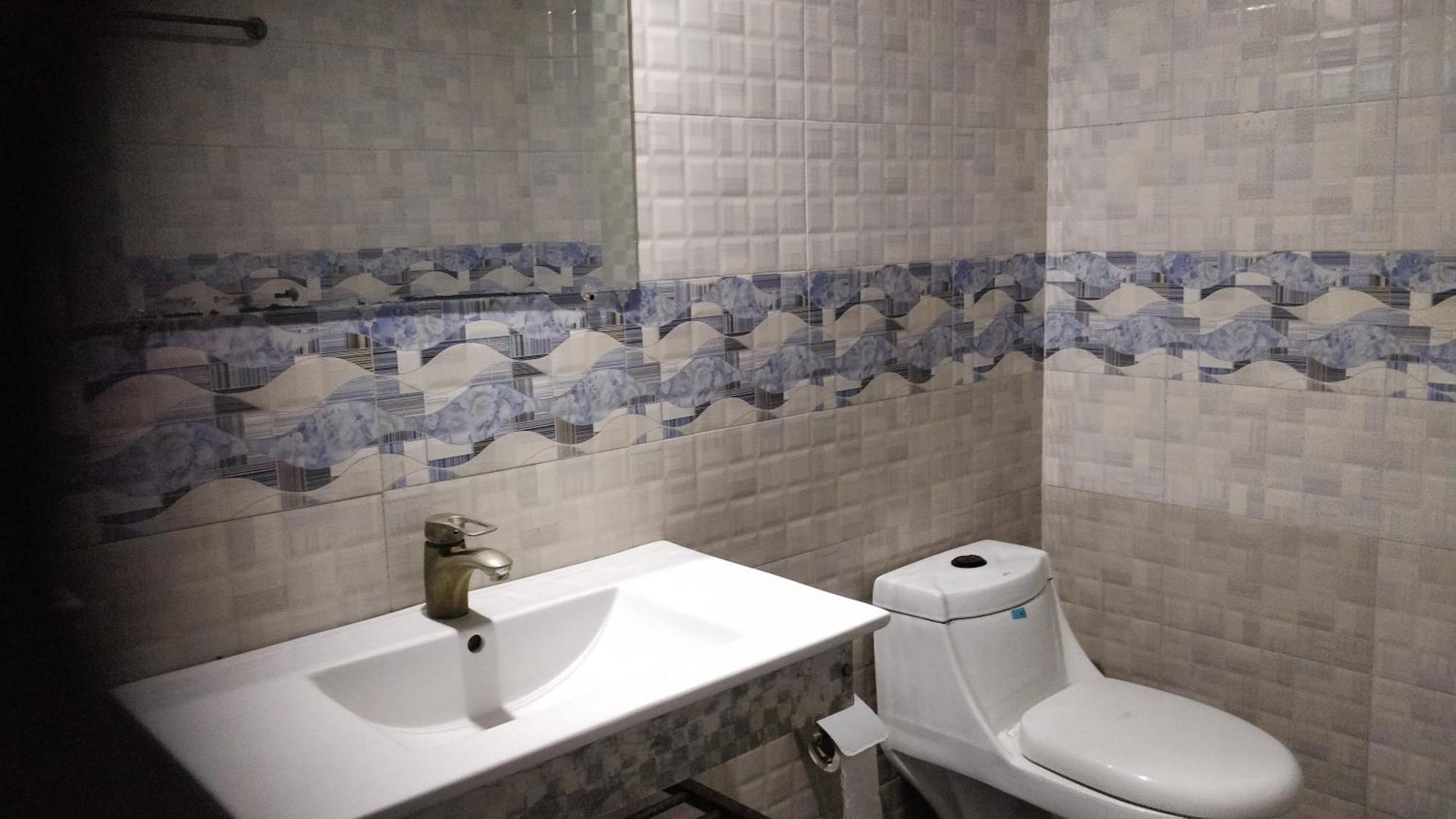 Quick Continental Hotel - Jail Road Lahore Quarto foto