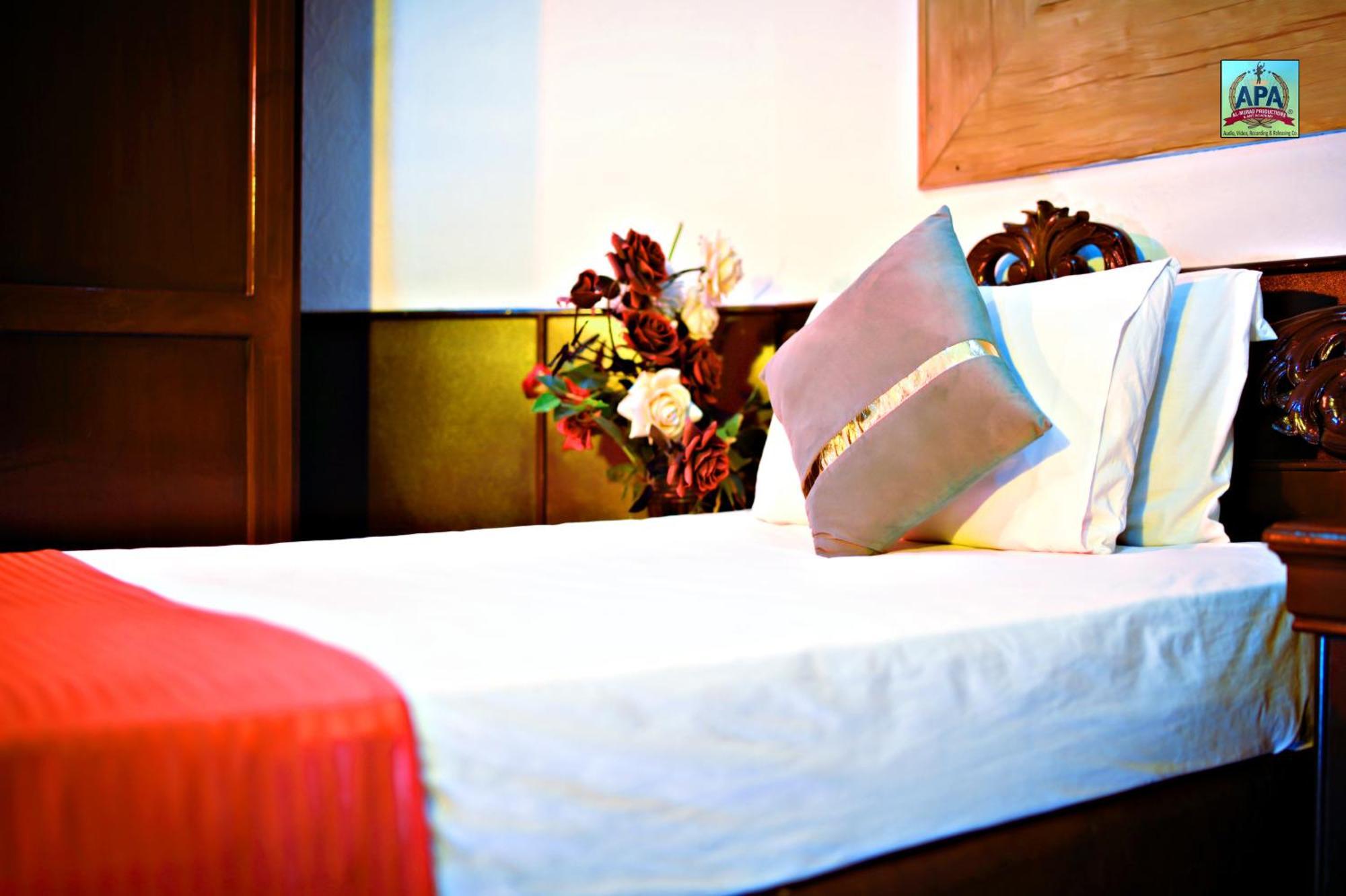 Quick Continental Hotel - Jail Road Lahore Exterior foto